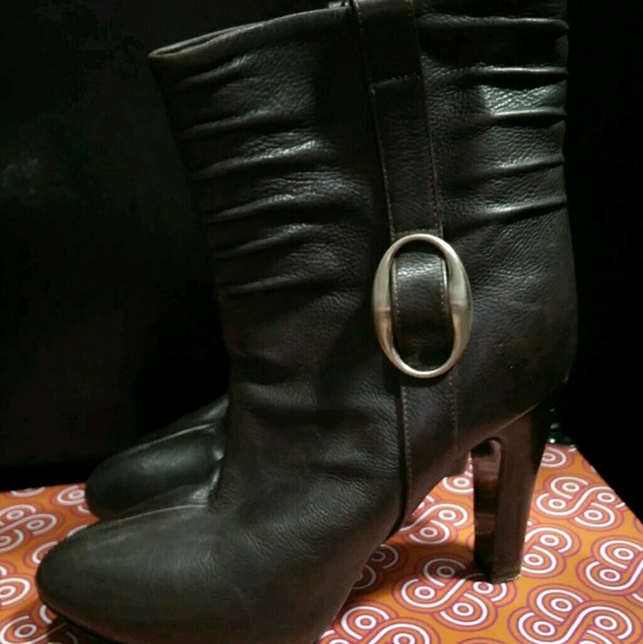 BOSS Hugo Boss Heeled Leather Ankle Boots 39 8.5 - Picture 3 of 8